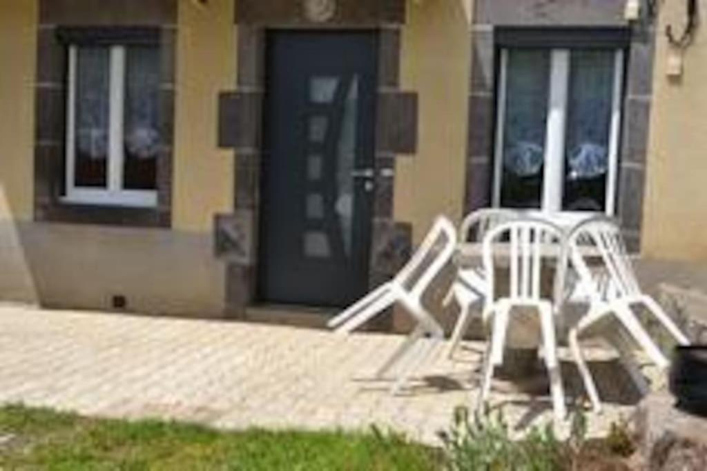 Maison De Vacances Nébouzat Exterior foto